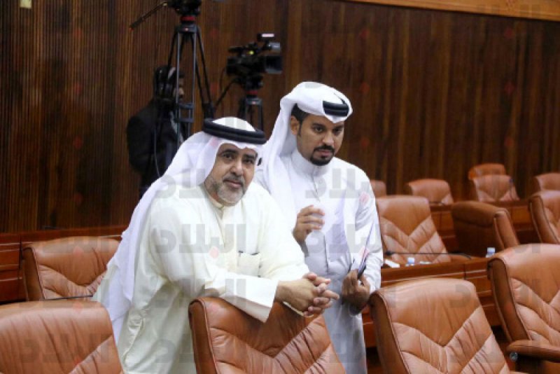 المواطنون يهدمون بيوت “الإسكان” لتوسعتها