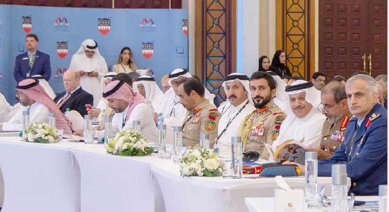ناصر بن حمد: التقدم الهائل بقطاع الدفاع العسكري يبرز أهمية الحدث