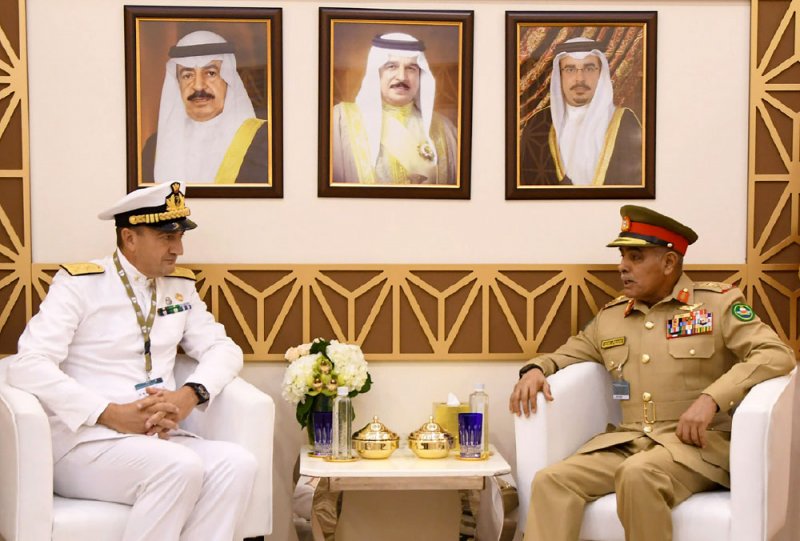 رئيس الأركان يشيد بعلاقات الصداقة مع إيطاليا