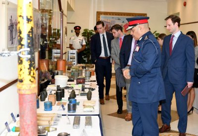 الحسن يبحث مع وفد من موظفي الكونغرس الأميركي آليات تطوير التعاون الأمني