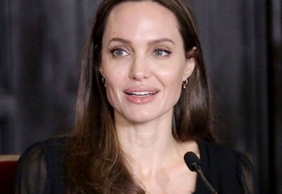 إبطال قنبلة بموقع تصوير فيلم أنجلينا جولي