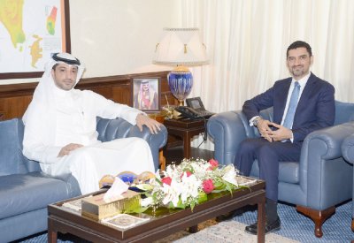 المبارك يستعرض مواضيع الكهرباء مع آل رحمة