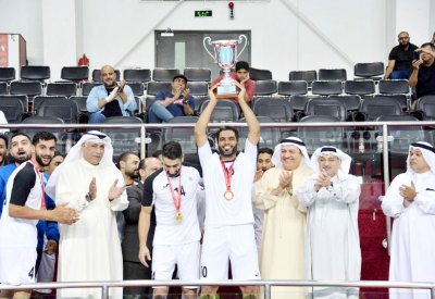 البنفسج البارباري بطل السوبر البحريني