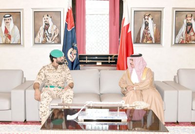 وزير الداخلية يشيد بعطاء ناصر بن حمد