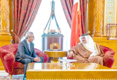 سمو ولي العهد يبحث أطر التعاون المشترك بين البلدين