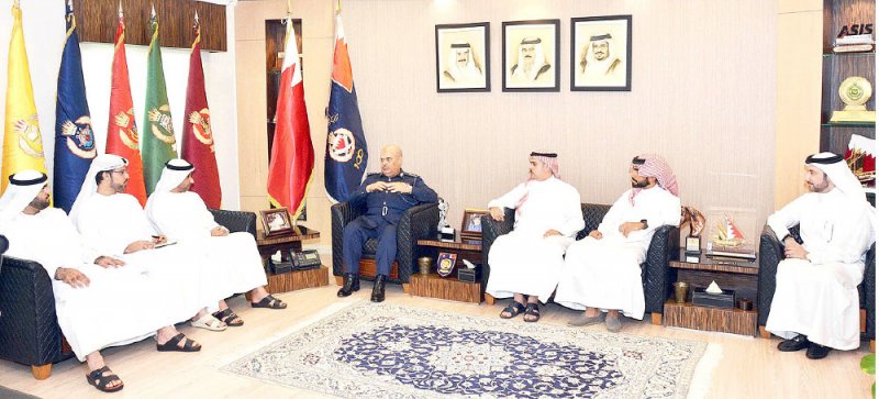 الحسن يستعرض مع وفد إماراتي تنفيذ “العقوبات البديلة”