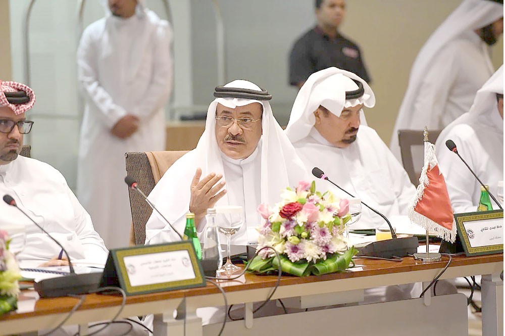 ندوة فكرية عن سمو الشيخ عبدالله بن خالد