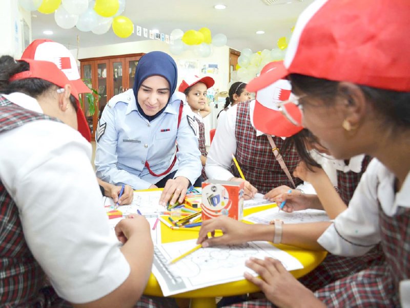 شرطة المجتمع تحتفل بيوم الطفل