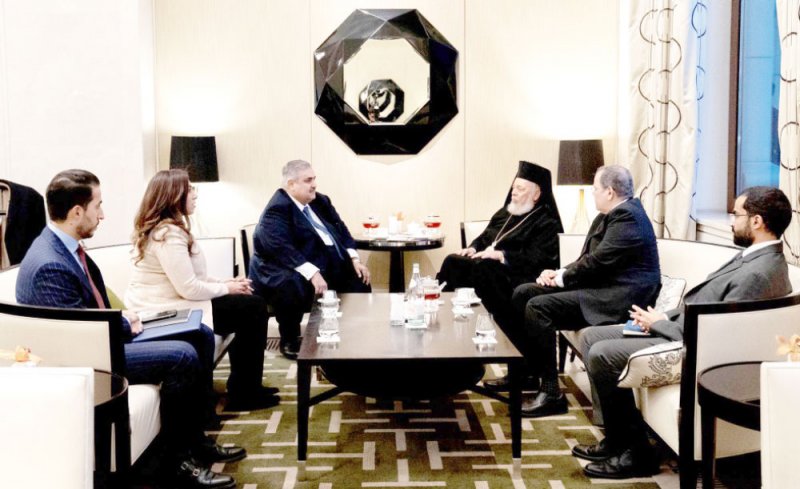 وزير الخارجية يستقبل المطران صيقلي