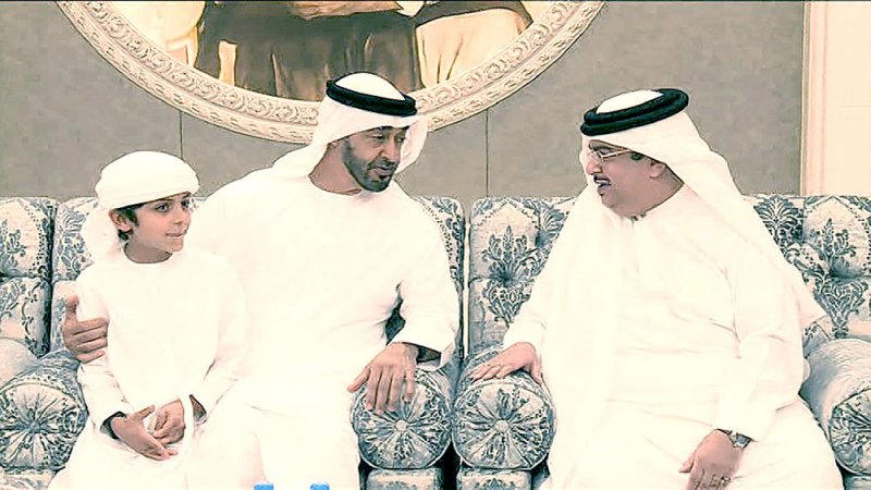 سمو الشيخ علي بن عيسى وسمو الشيخ عيسى بن سلمان يعزيان الإمارات