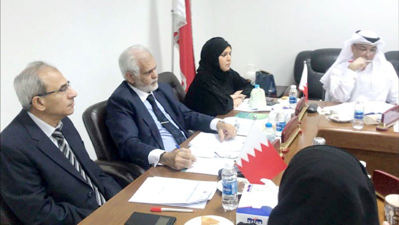 فتح منفذ إضافي لعبور السيارات بشارع المالكية