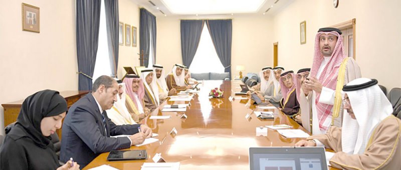 محمد بن مبارك يترأس اجتماع اللجنة العليا لتقنية المعلومات والاتصالات