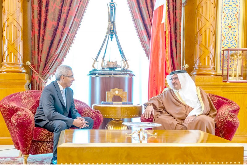 سمو ولي العهد يبحث أطر التعاون المشترك بين البلدين