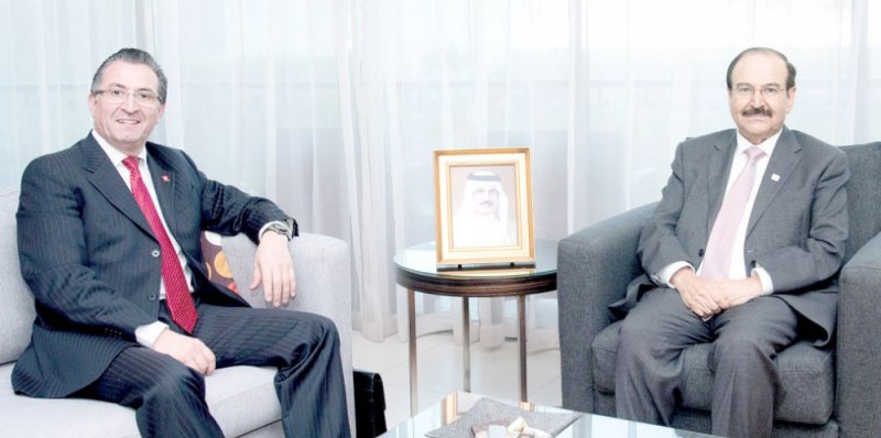 ميرزا يستقبل القنصل السويسري