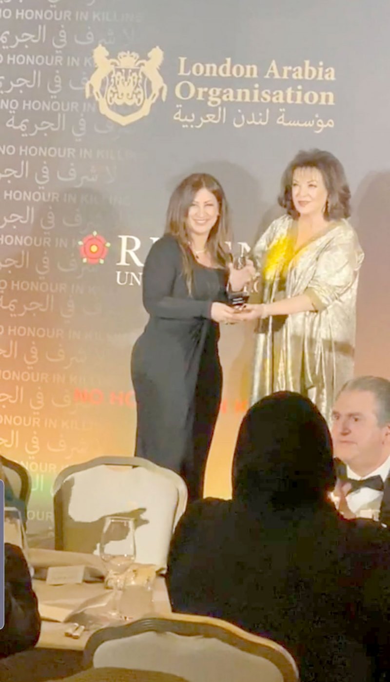 عهدية أحمد تنال جائزة المرأة العربية وتحقق إنجازا جديدا للبحرين