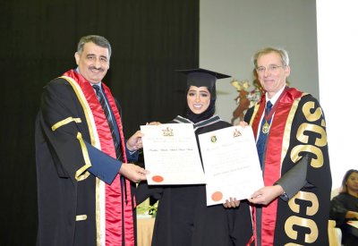 “الملكية للجراحين” تحتفل بتخريج طلابها