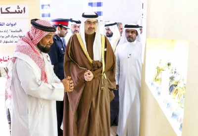 سمو الشيخ خليفة بن علي يفتتح معرض المحافظة الجنوبية التاريخي
