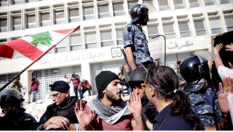 تصنيفات لبنان تتهاوى