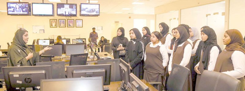 520 زيارة طلابية لمعالم بحرينية