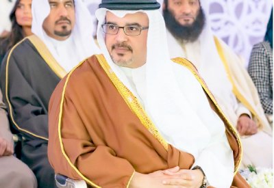سمو ولي العهد يضع حجر الأساس لمركز المعارض الجديد بالصخير