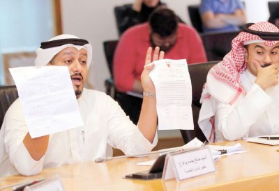 خلف: توجد ميزانية للحدائق ووكيله: لا ما عندنا
