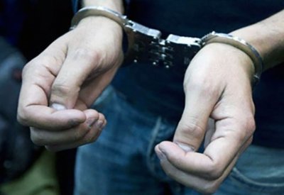 القبض على سارق مصوغات ذهبية ومبالغ من منزل بالرفاع