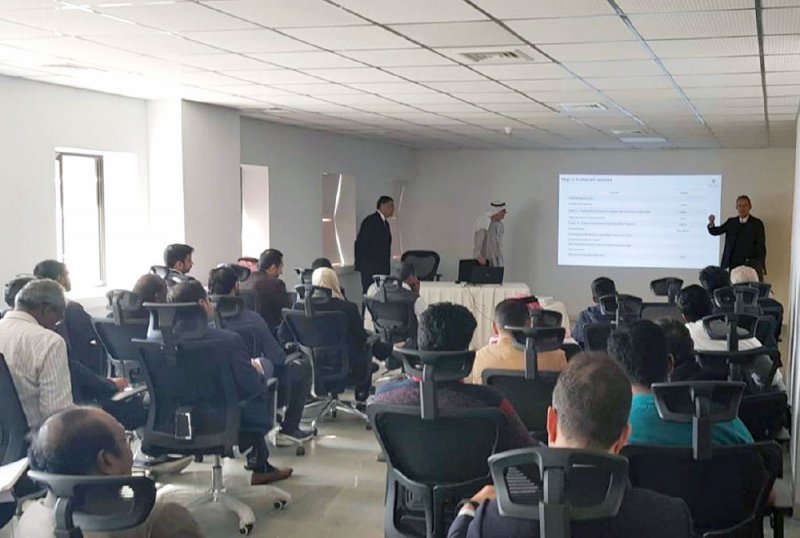 “الإسكان” تستعرض مع 20 مطورا اشتراطات “اللوزي”