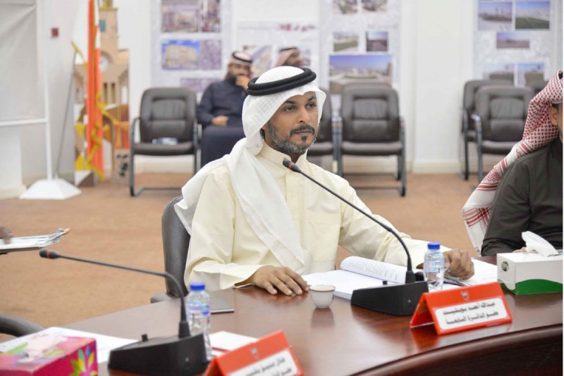 مدرسة ومركز شبابي وجامع بمدينة خليفة