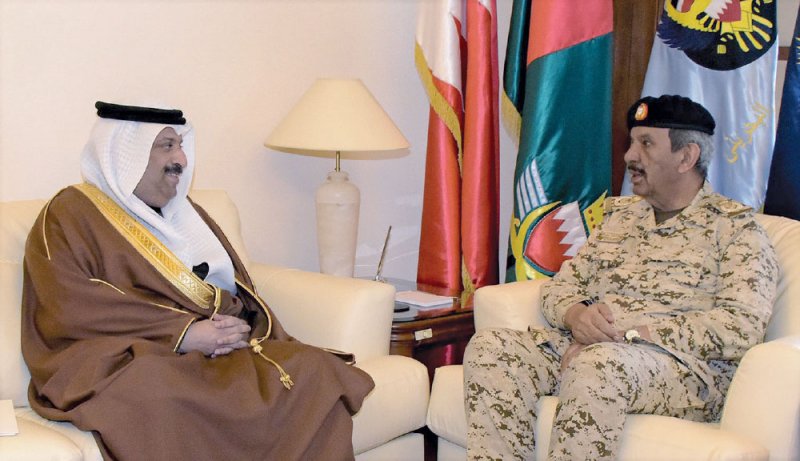تنسيق التعاون بين “الدفاع” و ”الإسكان”