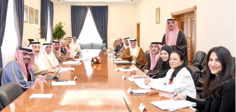 محمد بن مبارك: بحث احتياجات المرحلة على الصعيد التعليمي