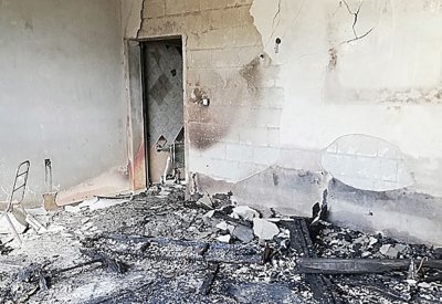 مناشدة .. مواطن: أرغب في صيانة منزلي المحترق ورخصة البلدية “معطلة”