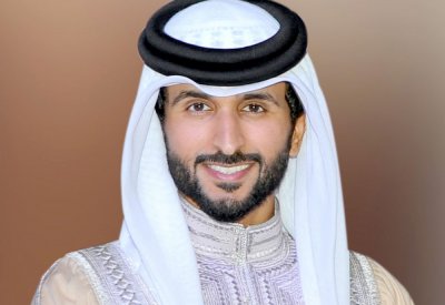 ناصر بن حمد يشيد بجهود لجنة تنسيق “فينا خير”