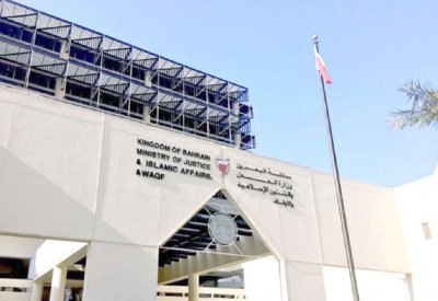 رجل أعمال استولى على ملايين “كستمر”