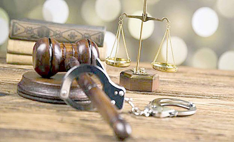 3 سنوات لضارب شرطي بـ“الهفكري” على يديه