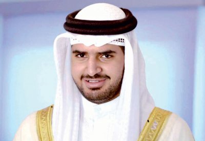 وكيل وزارة شؤون مجلس الوزراء يهنئ رئيس مجلس إدارة نادي المحرق