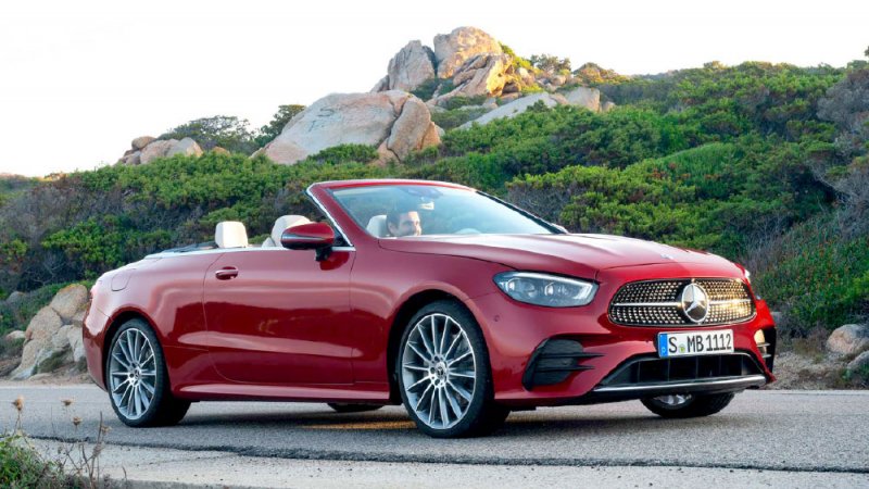 تحديثات مرسيدس E-Class كوبيه وكابرولية