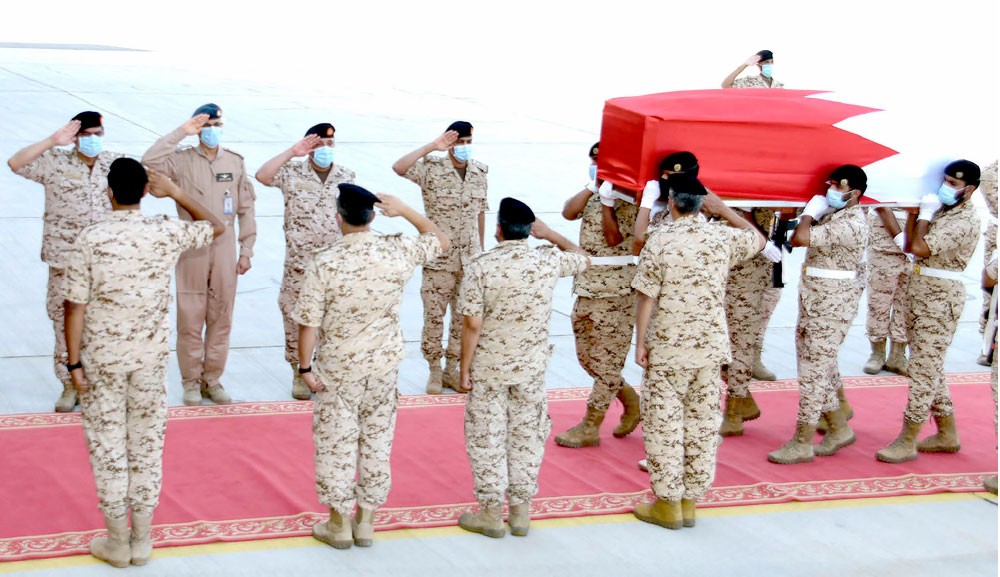 قوة الدفاع تنعى شهيد الواجب جمعة سالم