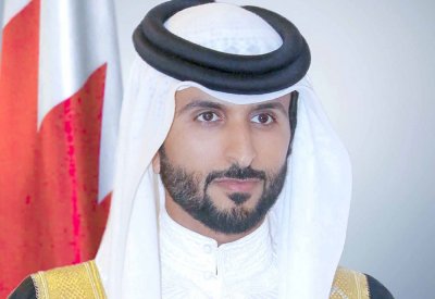 ناصر بن حمد للمهنئين: كلماتكم مصدر اعتزاز