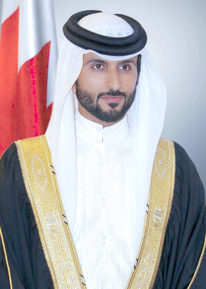 ناصر بن حمد للمهنئين: كلماتكم مصدر اعتزاز