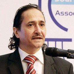 د. طارق آل شيخان الشمري