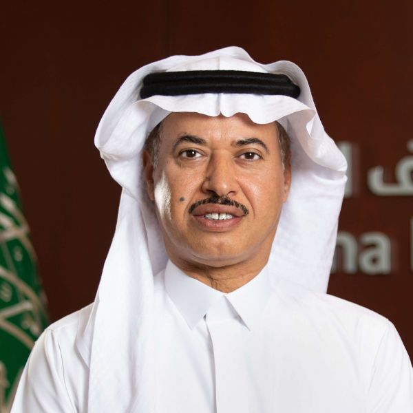 الرئيس التنفيذي: عبدالله بن علي الخليفة