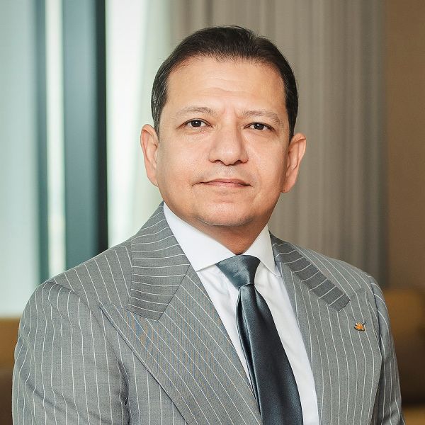 الرئيس التنفيذي : أحمد عبدالعال