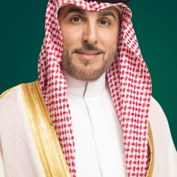 الرئيس التنفيذي: عبدالحكيم الخياط